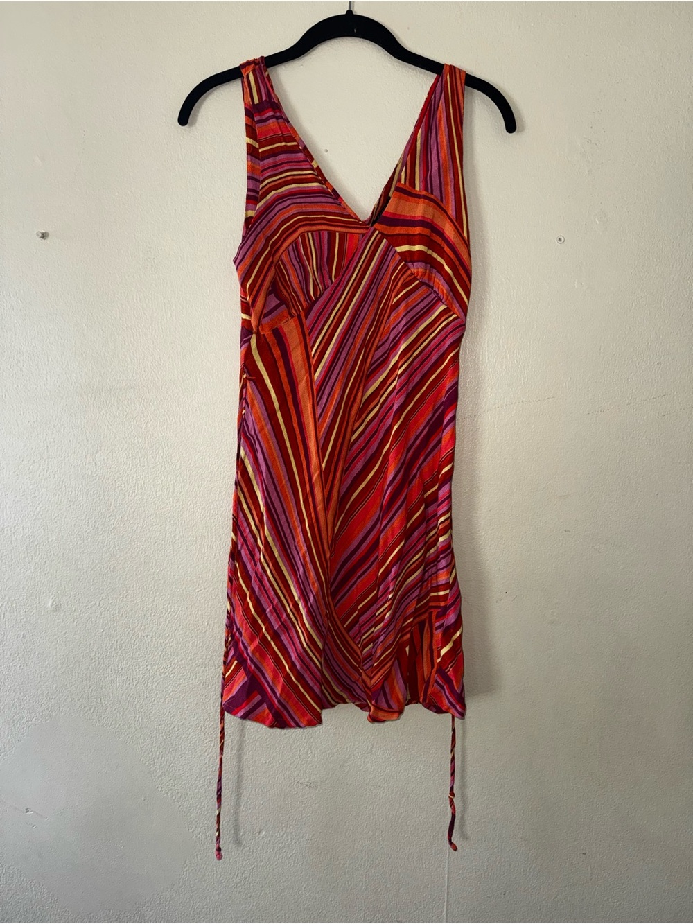 short dress v neck